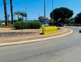 "Solo Ragusa senza la scritta Marina: noi protestiamo"