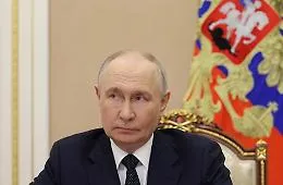 "Putin finir&agrave; per buttarsi da una finestra": l'avvertimento choc del ministro estone 