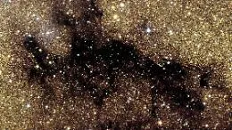 C'&egrave; dello zucchero al centro della galassia: la scoperta degli astronomi che pu&ograve; cambiare la storia 