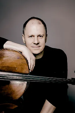 Giovanni Gnocchi dirige "Il canto del violoncello": omaggio a Rocco Filippini