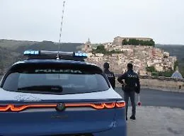 Ragusa, era affidato in prova ai servizi sociali ma intanto picchiava la convivente: arrestato