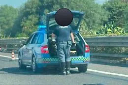 Violento scontro vicino allo svincolo di Siracusa Nord: auto ribaltata, traffico in tilt sulla Ss114