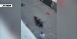 Uomo muore dopo essere stato ammanettato dalla polizia: il video dell'intervento