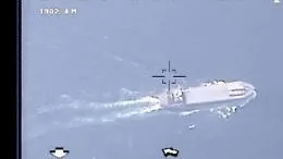 Nona notte di raid USA sull&rsquo;Iran: Teheran risponde facendo esplodere due petroliere nello Stretto di Hormuz

