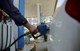 Caro-carburanti, solo il primo esodo d'agosto coster&agrave; 370 milioni di euro agli italiani