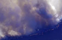 Spagna in fiamme, Madrid sotto pressione: l&rsquo;emergenza nazionale apre il fronte pi&ugrave; duro dell&rsquo;estate iberica