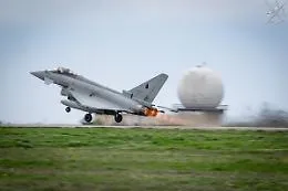 Caccia italiani in azione in Romania: scatta l'operazione contro il misterioso drone intruso (poi abbattuto)