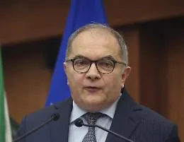 Carceri e armi, l'allarme di de Lucia all'Antimafia: &laquo;I boss acquistano anche i droni lanciamine&raquo;