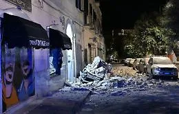 Terremoto, torna la paura ai Campi Flegrei: scossa di magnitudo 4.7, diversi crolli e dieci feriti in modo lieve