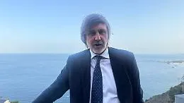 &laquo;Prescriviamo un'ora con un amico, perch&eacute; le relazioni umane sono il vero elisir di lunga vita&raquo;