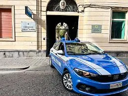 Stalking, violazione di domicilio e aggressione: 33enne agli arresti domiciliari con braccialetto elettronico