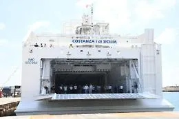 Porto Empedocle, al via il "Costanza I di Sicilia": Schifani inaugura il primo traghetto della Regione