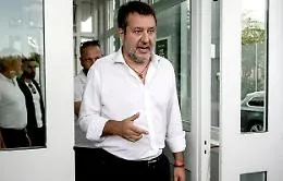 Salvini e la smentita che non smentisce: "Io al Viminale? Solo se me lo chiedono"