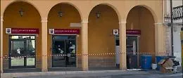 La "banda del bancomat" approfitta del lungo ponte ferragostano ed entra in azione a Siracusa