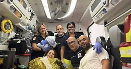 Ragusa, partorisce in casa: assistita dai sanitari del 118