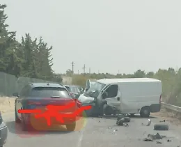 Grave incidente stradale sulla Vittoria-Santa Croce, due i mezzi coinvolti