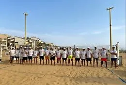 Commercialisti della provincia di Ragusa in spiaggia con il beach tennis