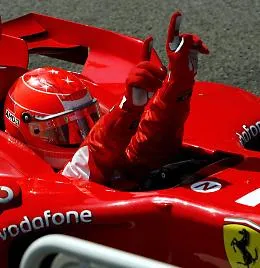 Omaggio a Schumacher: la Ferrari F399 in mostra a Milano per il trentennale