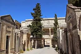 Cimitero storico di Modica, il comitato incalza Comune e Regione