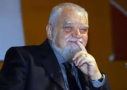 &Egrave; morto Enzo Bianchi, fondatore di Bose: dalla guida spirituale alla controversia con il Vaticano