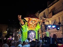 Carnevale estivo a Chiaramonte, chiusa la X edizione di Zupp&agrave;