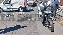 Mascalucia, scontro tra un furgone e uno scooter: il centauro &egrave; grave