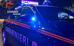 Tentano furto in un condominio di Comiso, due ragazzi di 14 e 15 anni sorpresi e denunciati dai carabinieri