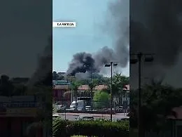 San Gregorio: mezzo pesante in fiamme e traffico in tilt al casello (Video) 