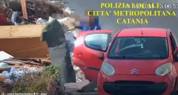 A Catania il "lancio del rifiuto in corsa", Trantino: &laquo;Suscitate sgomento.&nbsp;Siete solo parassiti&raquo; (Video) 