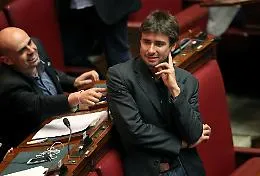 Il rientro di Di Battista: perch&eacute; l'aereo deve volare a quote pi&ugrave; basse e servono pi&ugrave; tappe