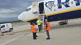 Passeggeri diretti a Catania bloccati dopo la cancellazione del volo Ryanair, annunciata una class action