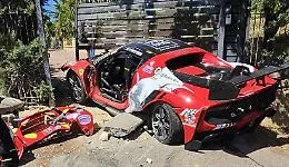 Automobilismo in Sicilia, ancora un incidente: auto sbanda al traguardo della Coppa Nissena, tre feriti