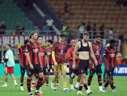 Il Benfica approfitta del turnover di Amorim e vince per la prima volta a San Siro, Milan fischiato