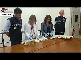 Traffico di beni archeologici, i carabinieri recuperano reperti per 400mila euro: due denunce 