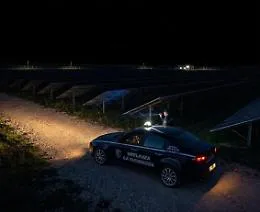 Campi fotovoltaici nel mirino dei ladri, sventato un furto a Comiso
