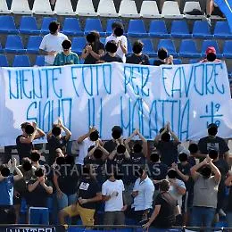 Tra il dovere e la passione: a Busto Arsizio la linea sottile corre sugli spalti