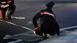 Sedicenne muore in bici travolto da un'auto: tragedia a Mazzarr&agrave; Sant'Andrea