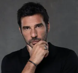 Edoardo Leo in "Blu" debutta a Taormina tra ironia e scienza 