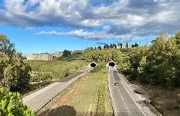 A18 e A20, autostrade siciliane a rischio chiusura? Schifani dribbla le responsabilit&agrave;: &laquo;Situazione ereditata&raquo;