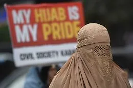 Hijab, niqab e burqa: la mappa dei capi islamici e le differenze