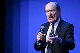 Cafiero de Raho accusa: &laquo;Governo inerte contro la mafia, da Meloni solo propaganda&raquo;
