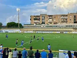 Gela, solo un punto contro l'Enna: espulsioni e il miracolo di Caputo bloccano i biancazzurri