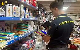 Scuola, sequestrati 24mila euro articoli di cancelleria e quaderni non sicuri 