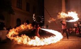Ursino Buskers, le arti di strada accendono la citt&agrave;