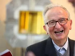 Addio a padre Felice Scalia, il "prete di chiesa e di strada" che ha cambiato Messina