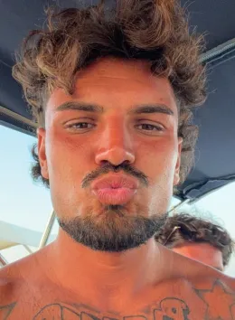 Giovanni Grazioso nuovo tronista di Uomini e Donne: ed &egrave; gi&agrave; record di corteggiatrici