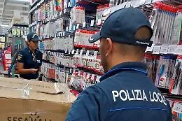 Melilli, sequestrati oltre 250 articoli di cancelleria privi del marchio CE: sanzioni per 6 mila euro