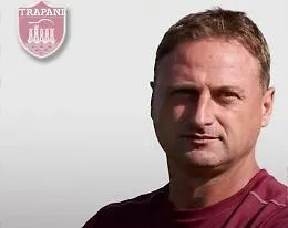 Cambio in panchina al Trapani: finisce l'era Aronica, Misiti nuovo allenatore