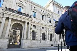 Milano 2027, stallo nel centrodestra: la fumata resta nera dopo il vertice dei leader