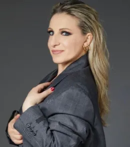 Teatro Metropolitan, il 23 ottobre arriva Katia Follesa con &ldquo;No vabb&egrave; MI adoro&rdquo;